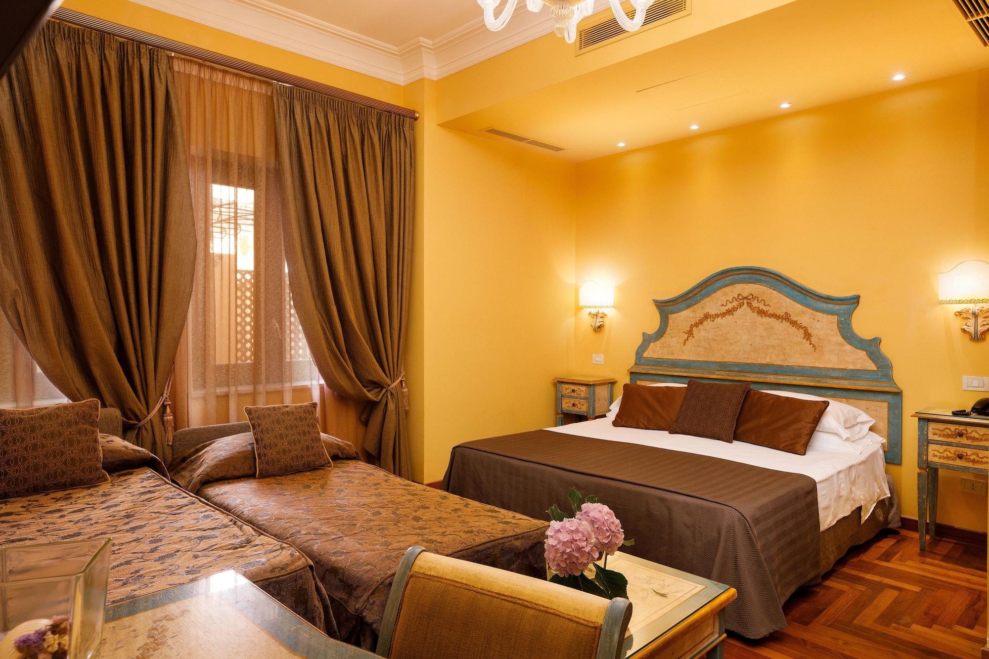 Hotel Palazzo Guardati Соренто Екстериор снимка