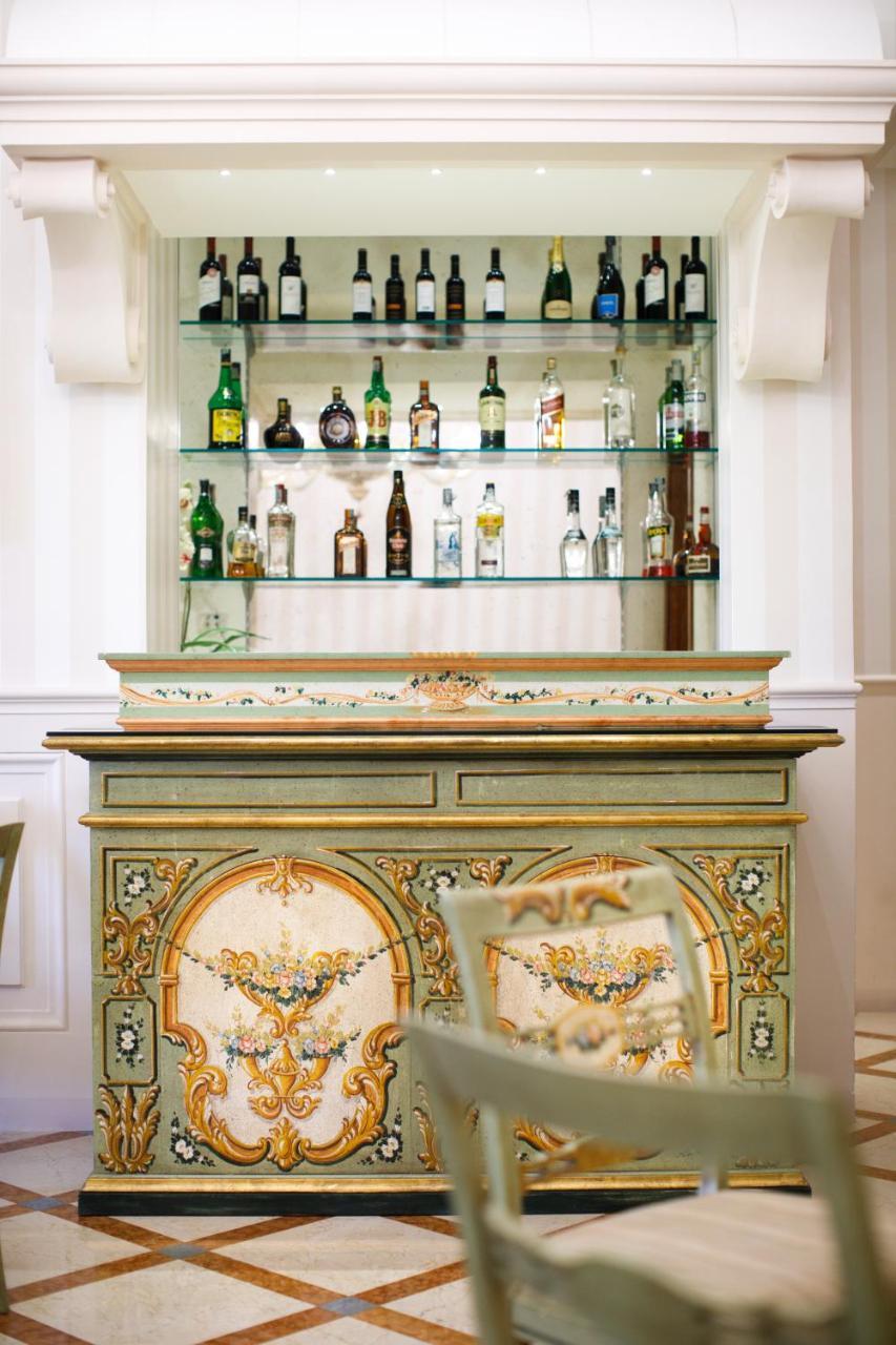 Hotel Palazzo Guardati Соренто Екстериор снимка